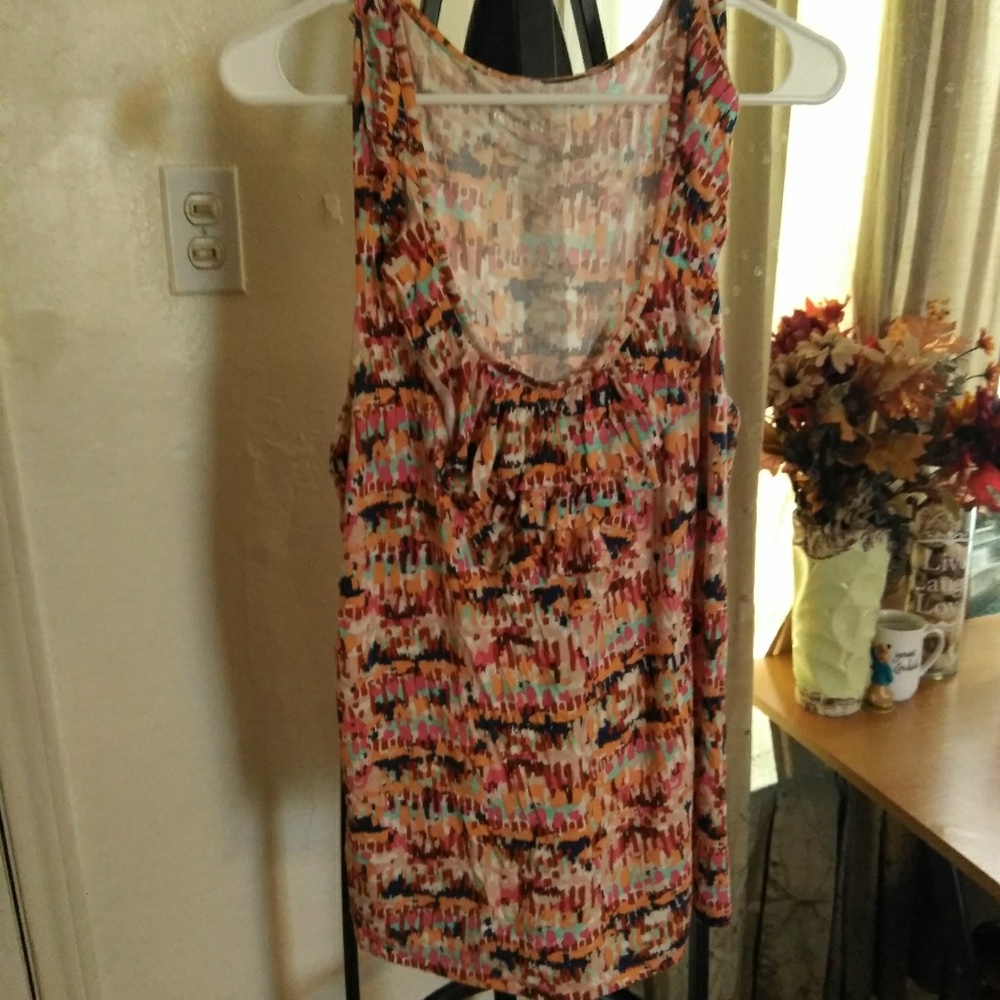 Assorted Women's Top's - Picture 5 of 5
